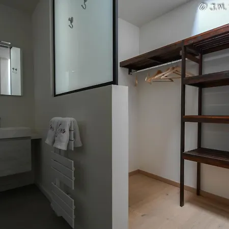 & Leon 4* أوستيند