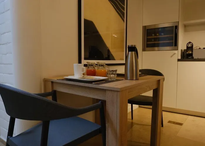 & Leon فندق مبيت وإفطار